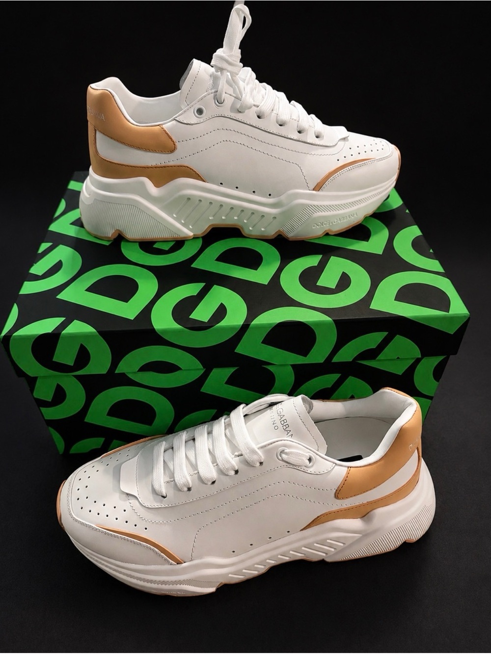 Dolce & Gabbana White and Peach Daymaster Sneakers